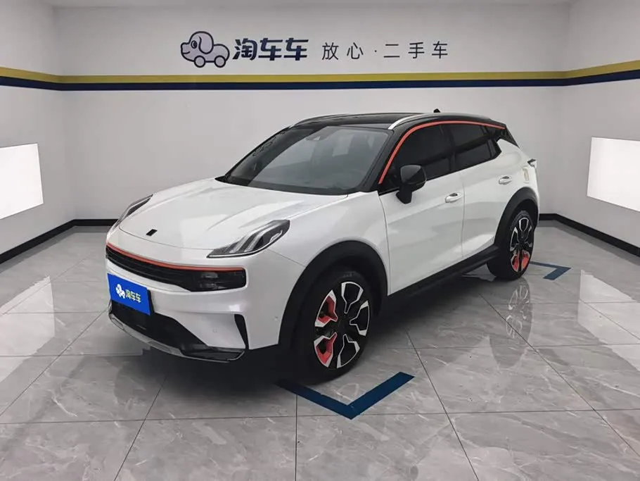Lynk & Co 06 1.5T Halo