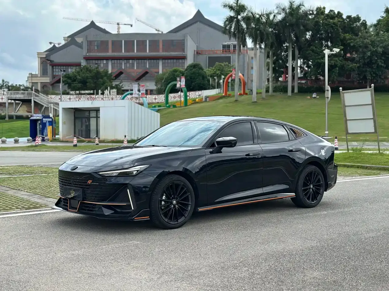 Changan UNI-V 1.5T Sport Edition