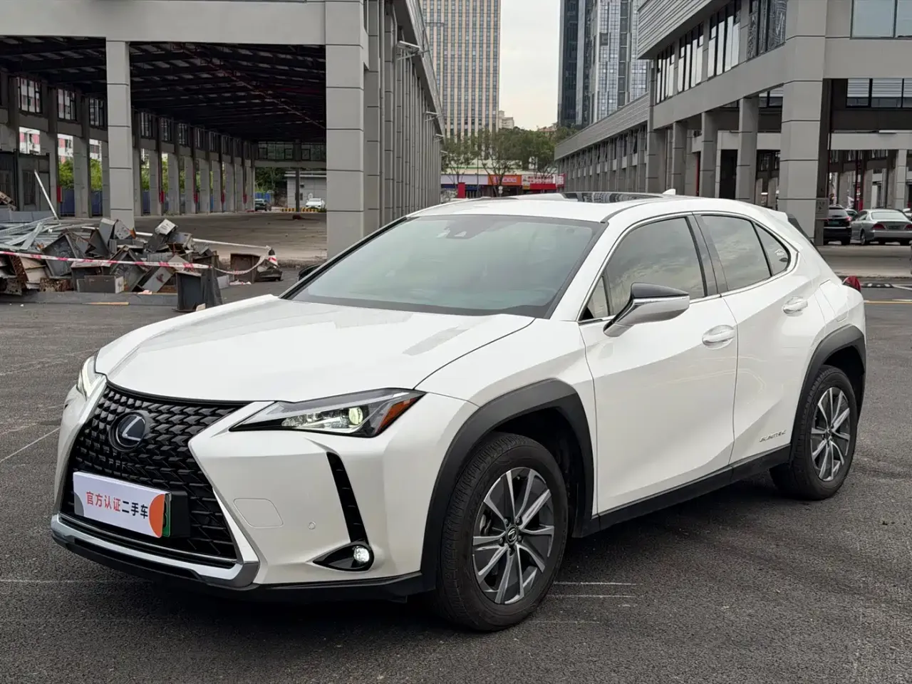 Lexus UX Electric 300e Pure Yue Edition