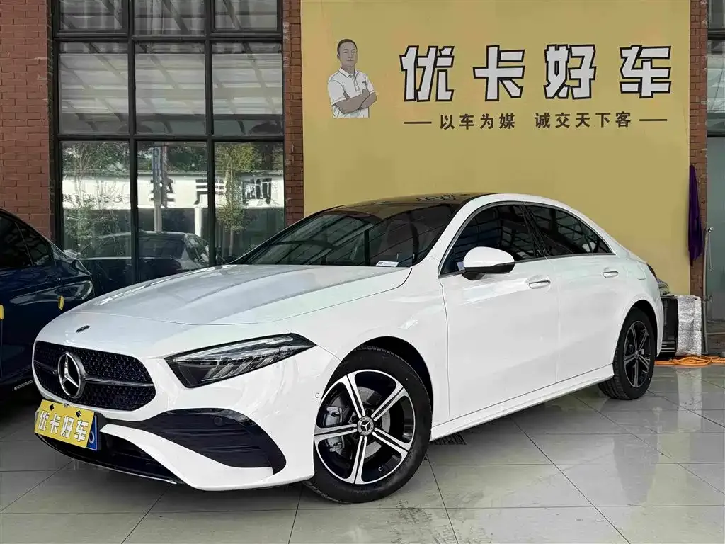 Mercedes-Benz A-Class A 200 L Fashion Edition