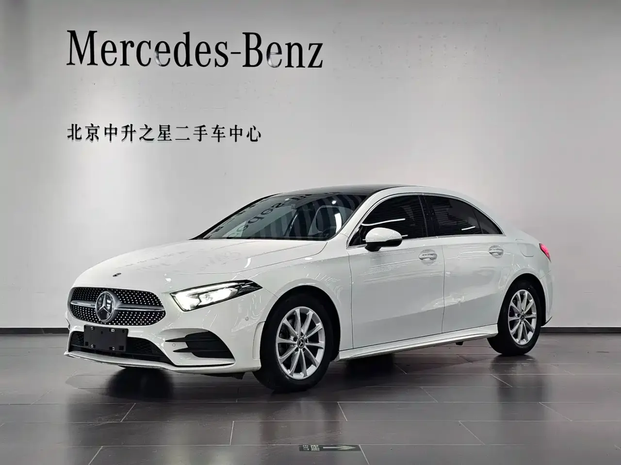 Mercedes-Benz A-Class Facelift A 200 L Sport Sedan Dynamic