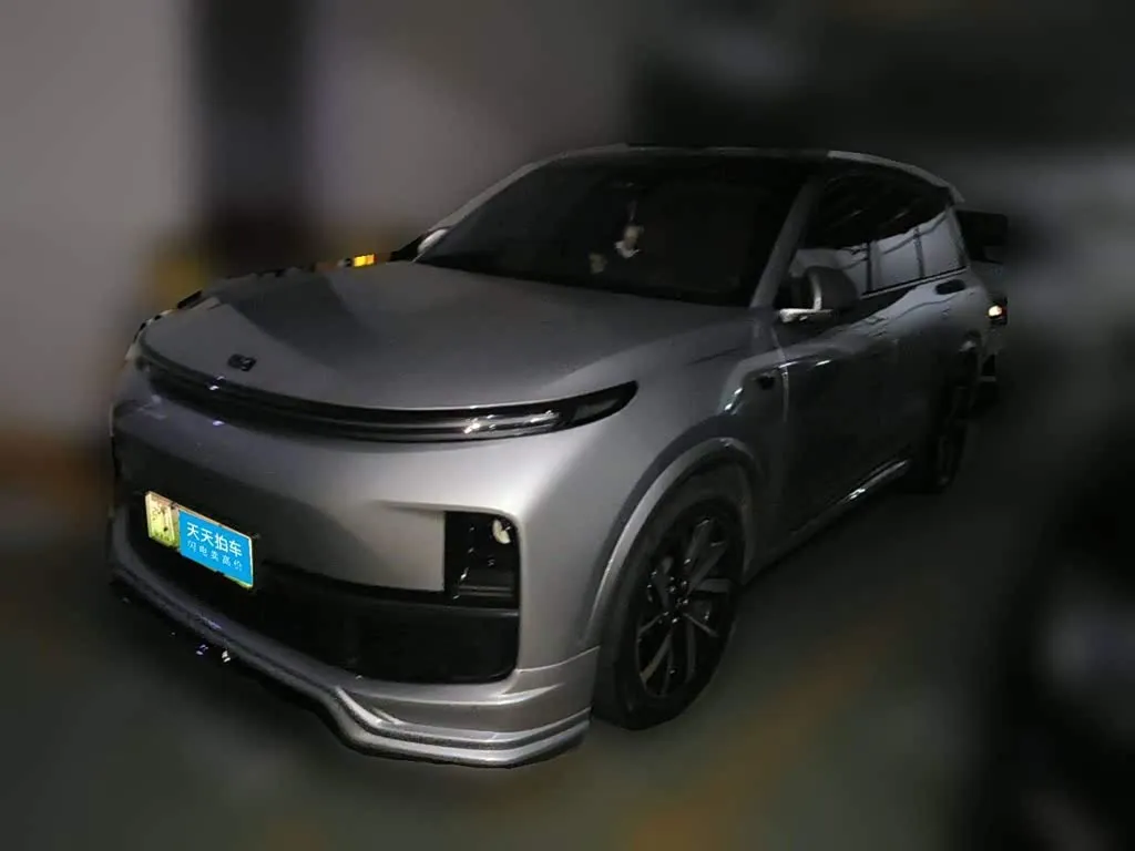 Li Auto Li L8 Pro