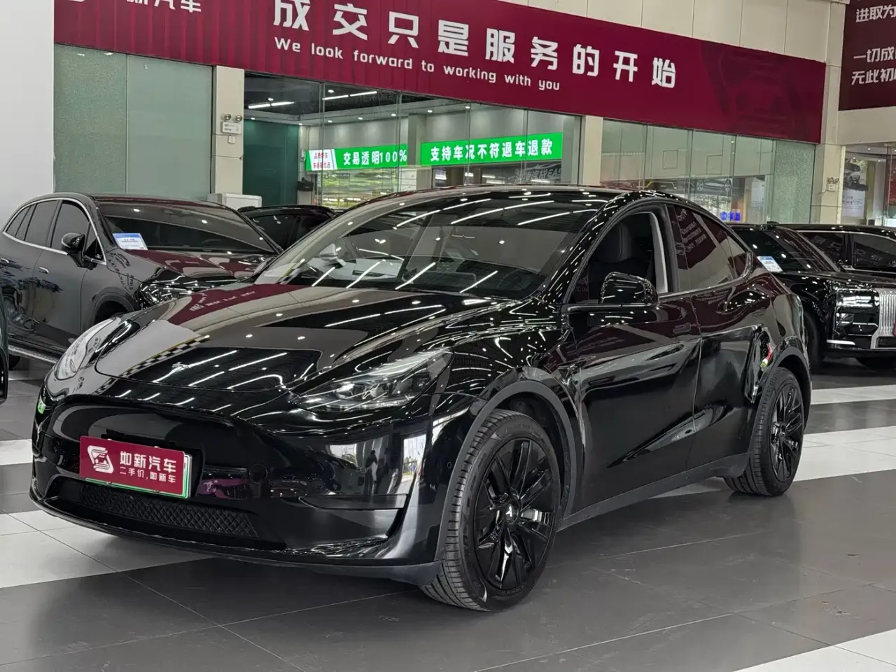 Tesla Model Y Facelift Rear-Wheel Drive Version