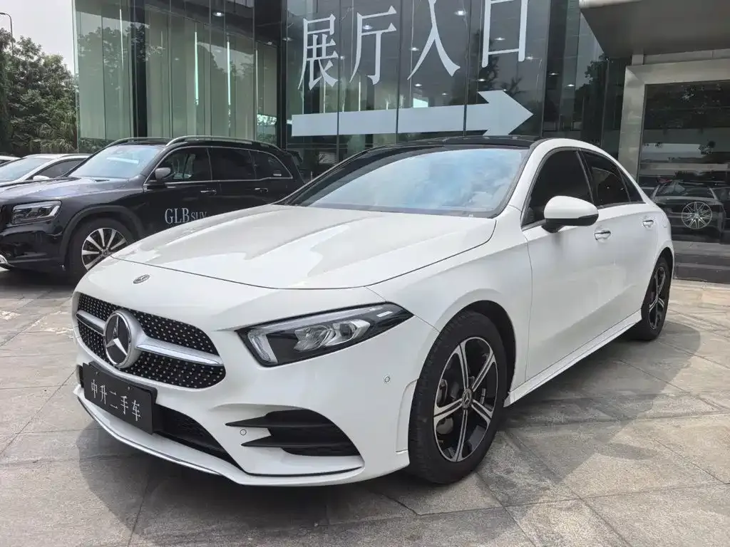 Mercedes-Benz A-Class Facelift III A 200 L Sport Sedan Fashion