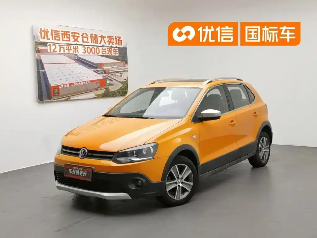 Volkswagen Polo 1.6L Cross Polo AT
