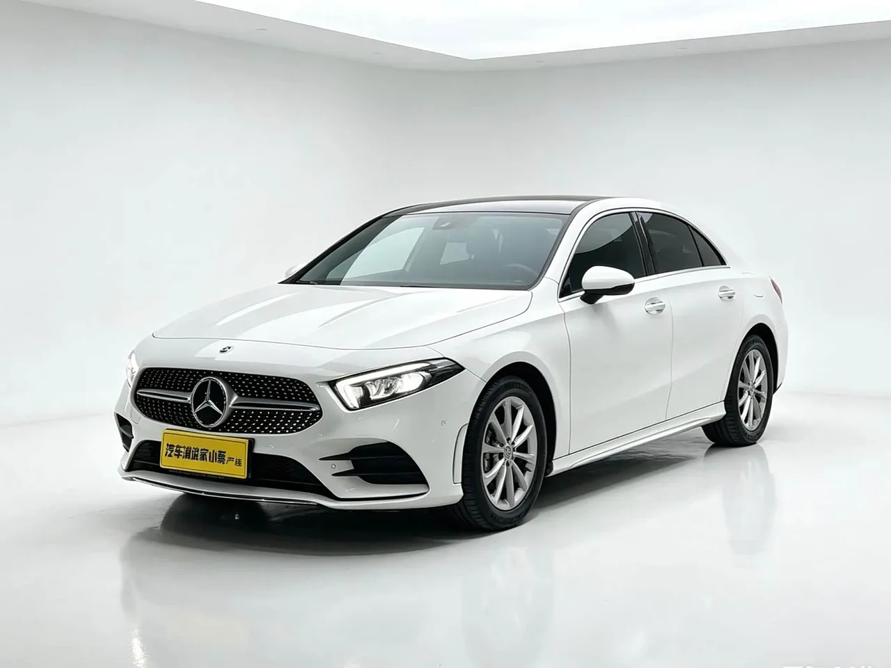 Mercedes-Benz A-Class A 200 L Sport Sedan Dynamic