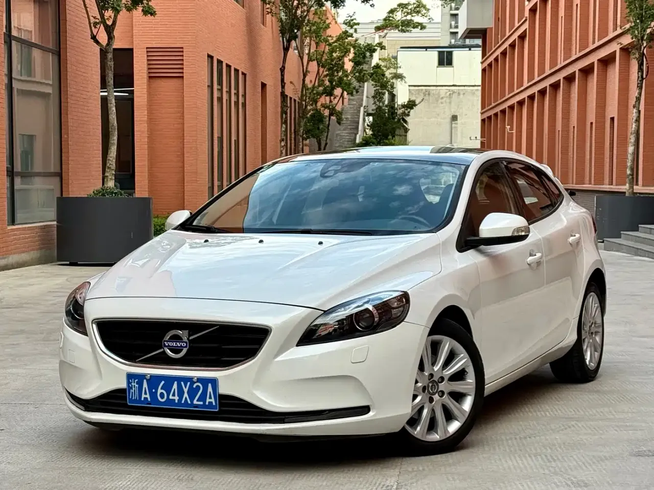 Volvo V40 1.6T Smart Comfort Edition