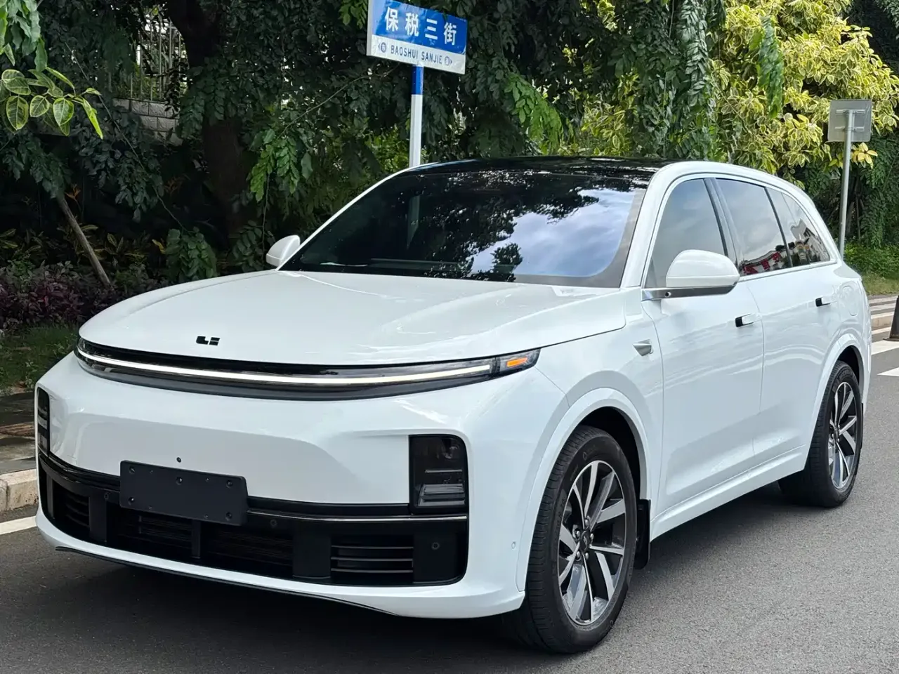 Li Auto L7 Pro