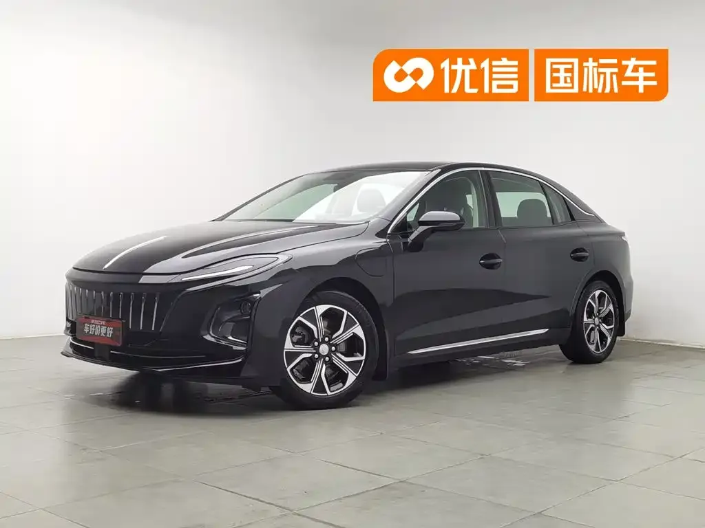 Hongqi E-QM5 Facelift Basic Travel Edition