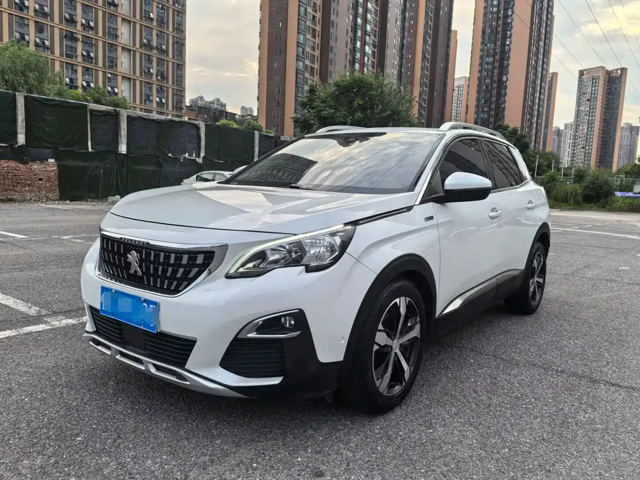 Peugeot 4008 350THP Luxury Edition