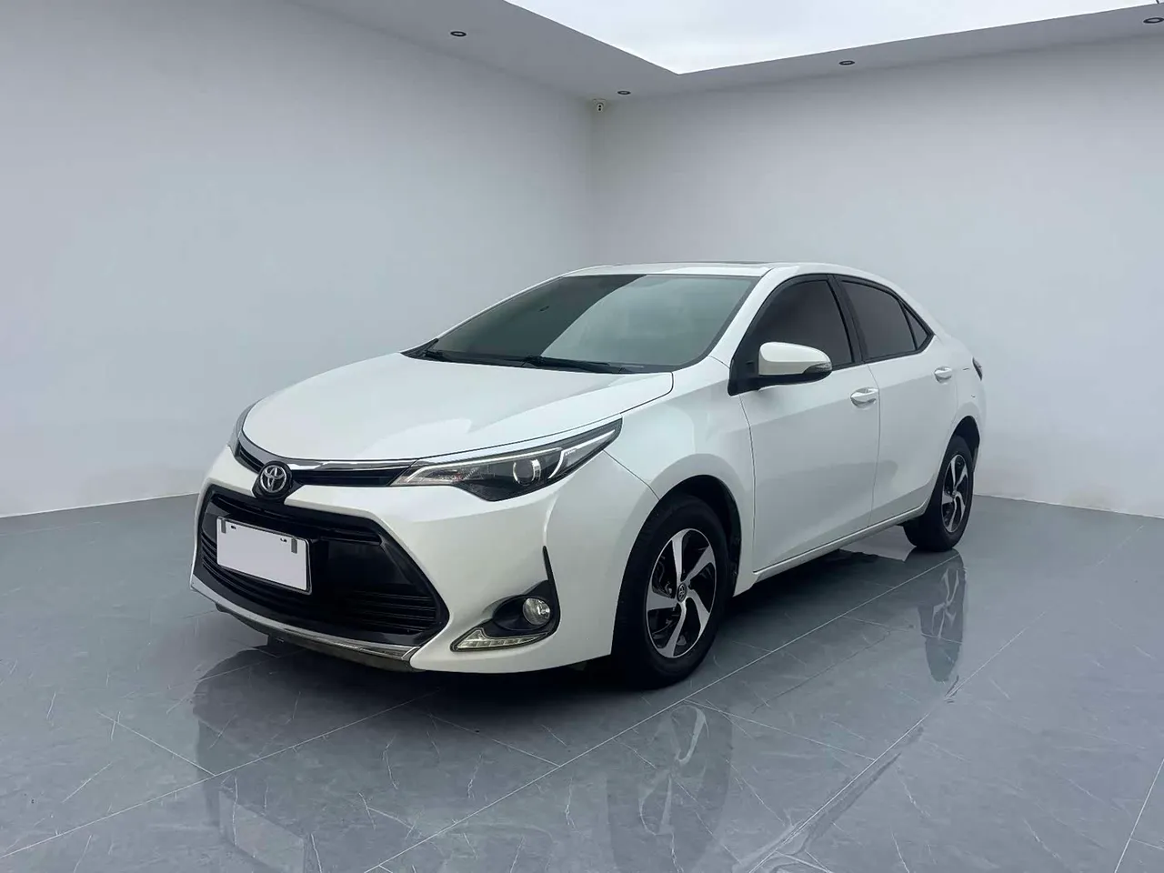 Toyota Levin Facelift 185T CVT Elite (China V)