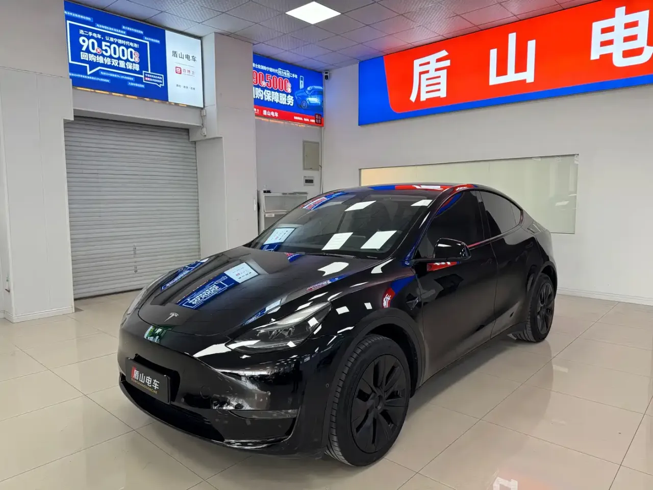 Tesla Model Y Rear-Wheel Drive Edition