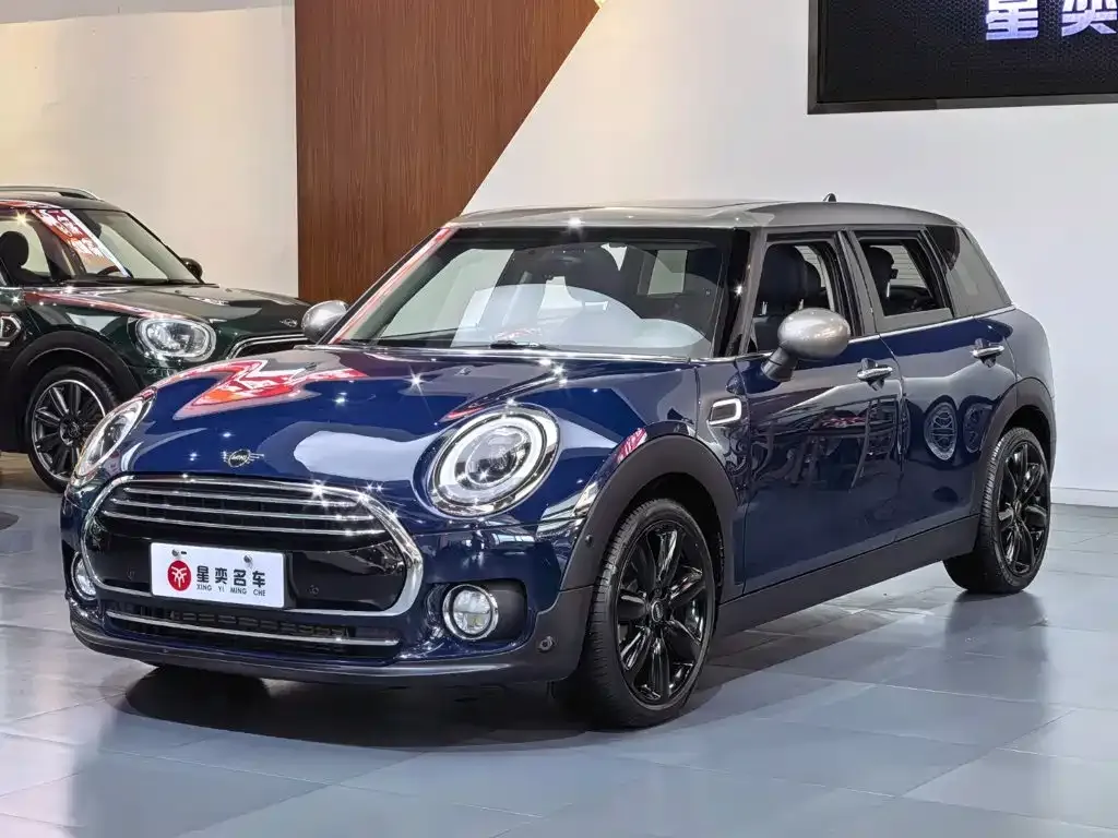 MINI CLUBMAN 1.5T COOPER Artist