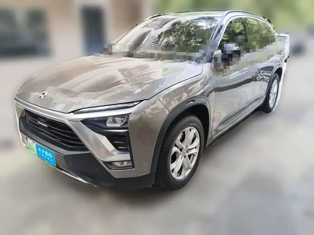 NIO ES8 355KM Base Model 7-Seater Version