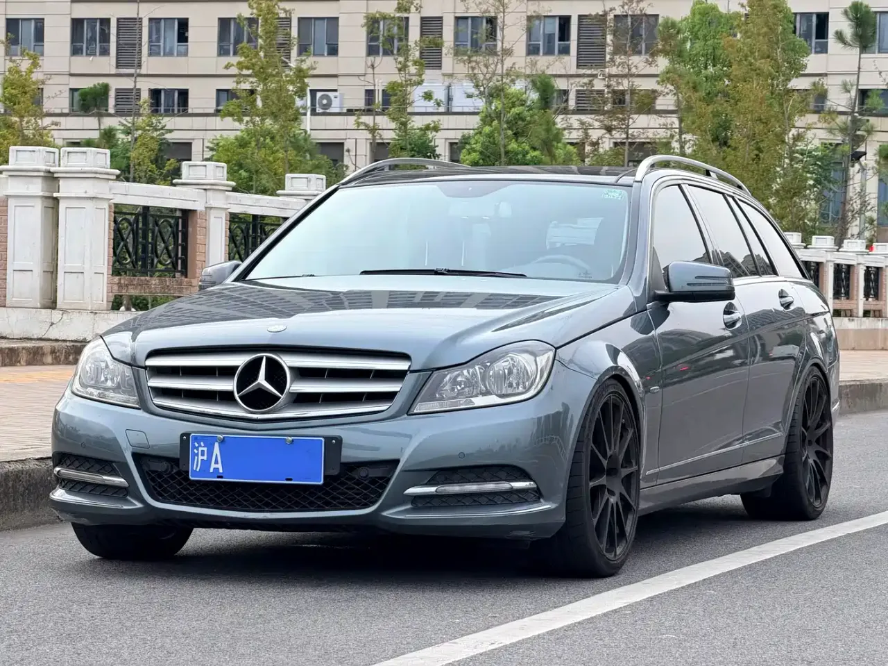 Mercedes-Benz C-Class (Import) C 200 Fashion Wagon Edition