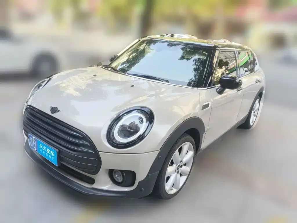 MINI CLUBMAN 1.5T COOPER Connoisseur