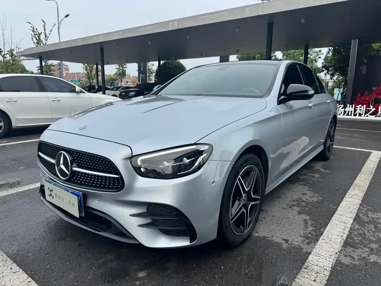 Mercedes-Benz E-Class (Import) E 260 Fashion Sport Edition