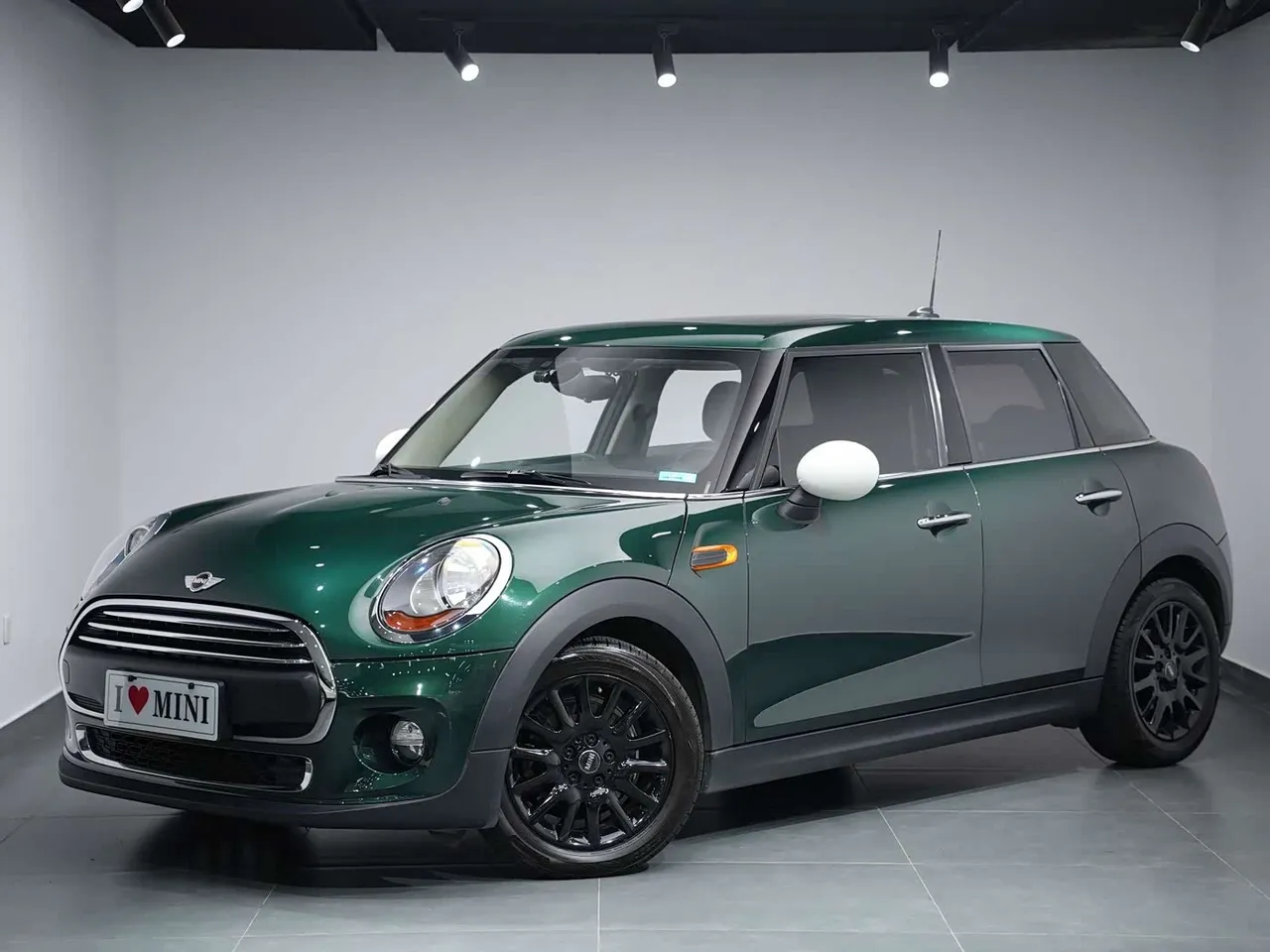 MINI MINI 1.2T ONE Pioneer 5-door
