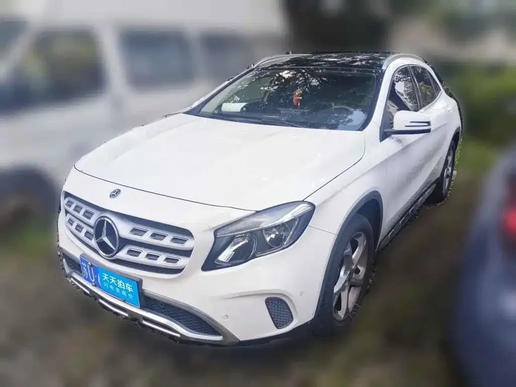 Mercedes-Benz GLA GLA 200 Dynamic