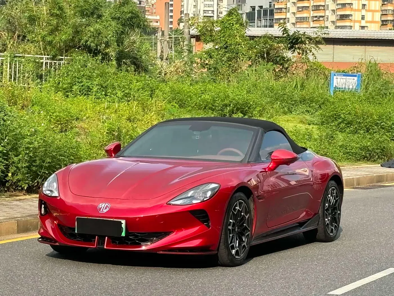 MG Cyberster 501km Charming Edition
