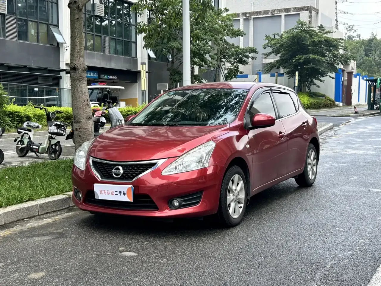 Nissan Tiida 1.6L CVT Cool Edition