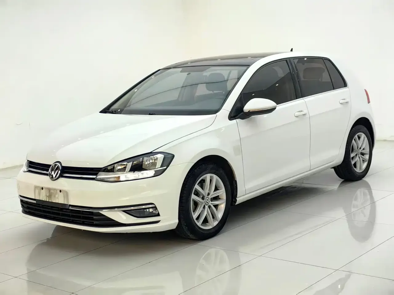 Volkswagen Golf 1.6L Auto Comfort (China V)
