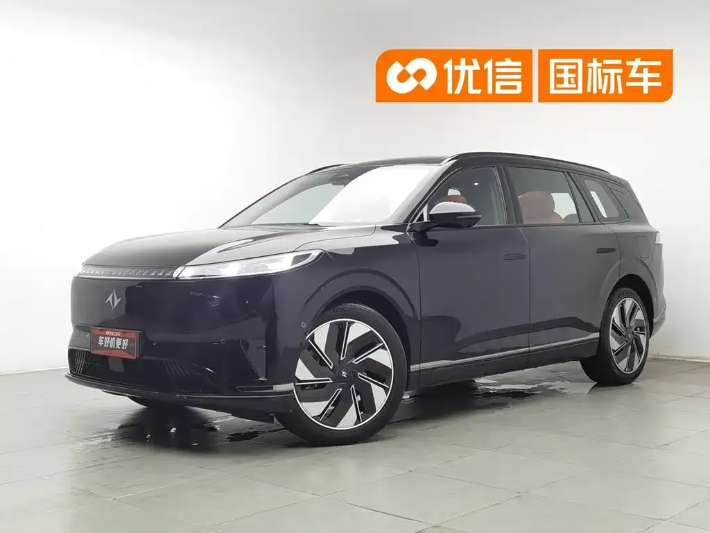 Dongfeng Yipai eπ008 210Ultra Ruyi Edition 6-Seater