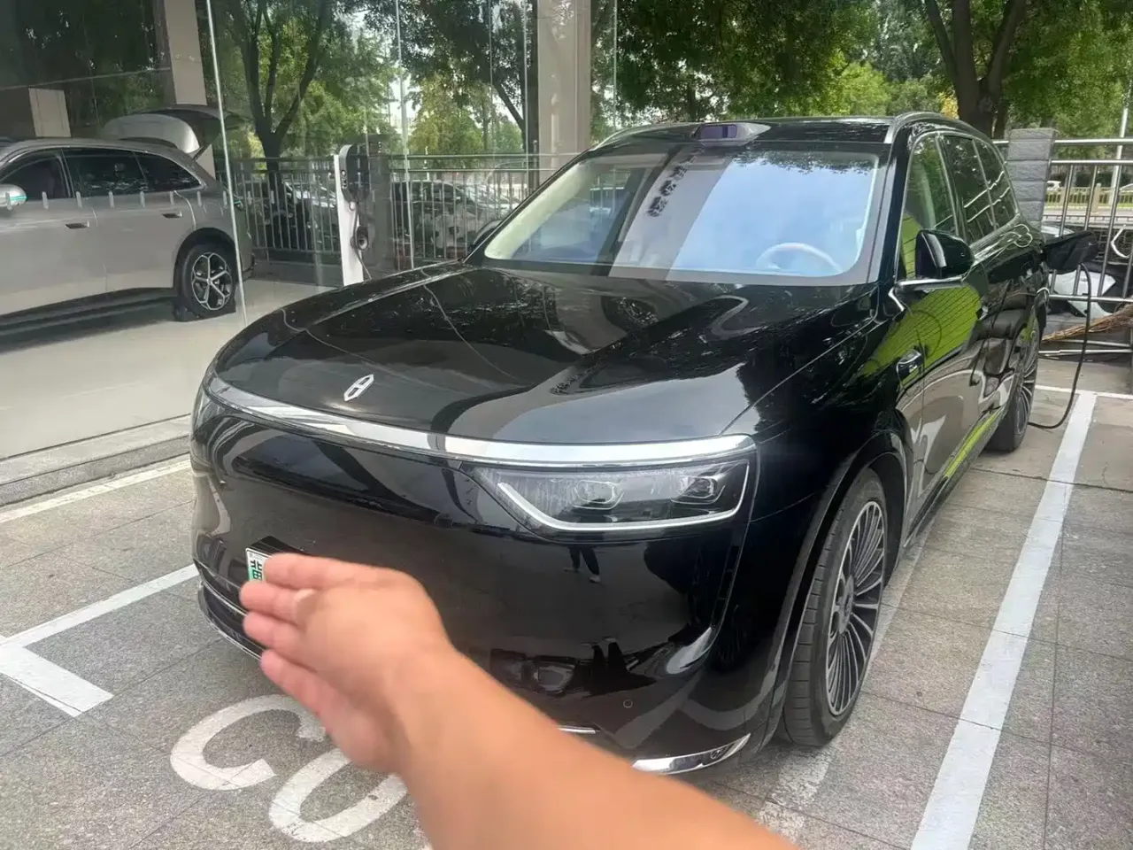 AITO Wenjie AITO M8 Extended Range Ultra 53.4kWh 6-Seater