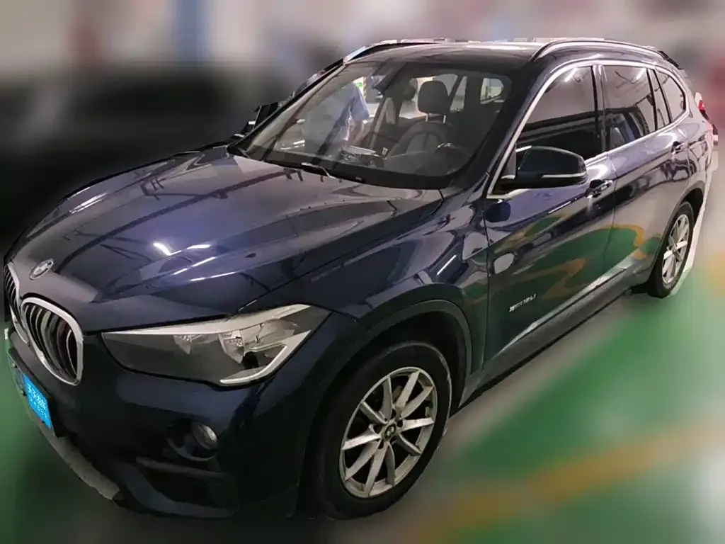 BMW X1 sDrive18Li Fashion Model