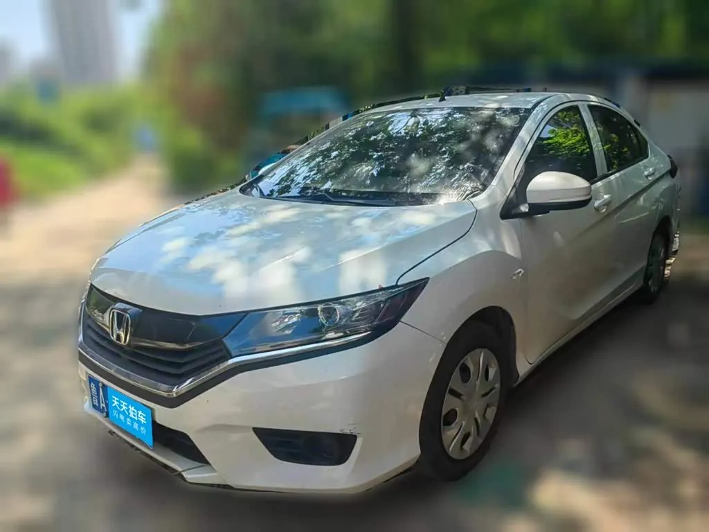 Honda Greiz 1.5L CVT Classic Edition
