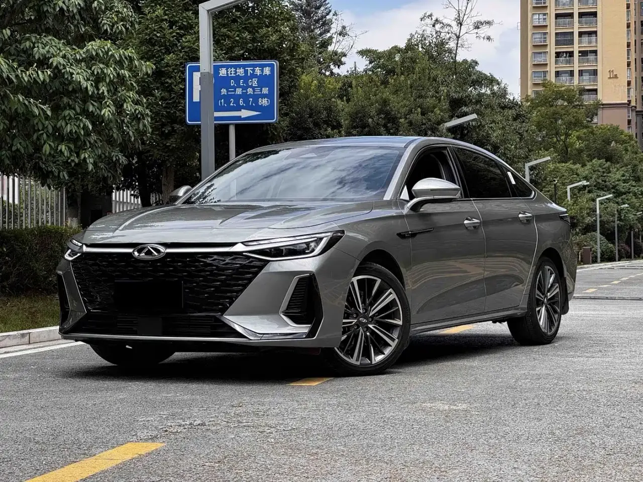 Chery Arrizo 8 1.6T DCT Yi