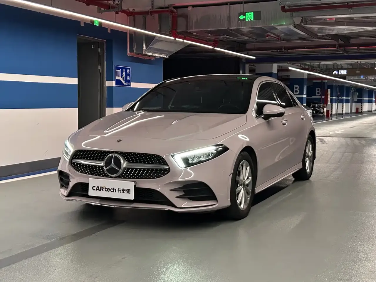 Mercedes-Benz A-Class Facelift II A 200 L Sport Sedan Fashion