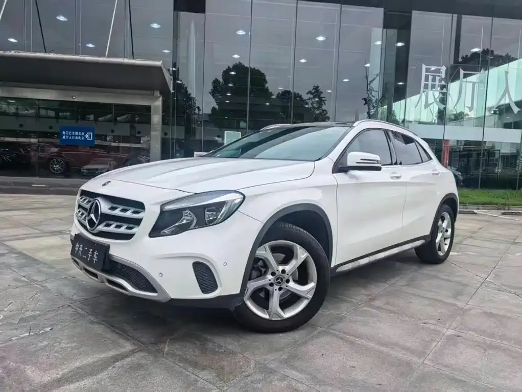 Mercedes-Benz GLA GLA 200 Dynamic