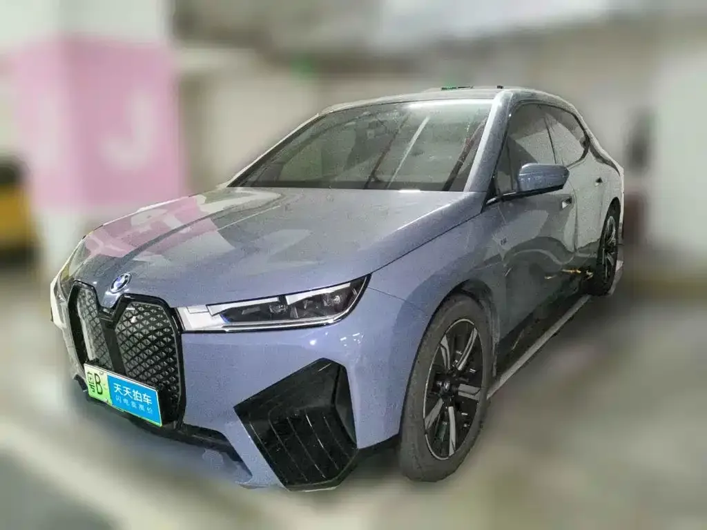 BMW iX xDrive40