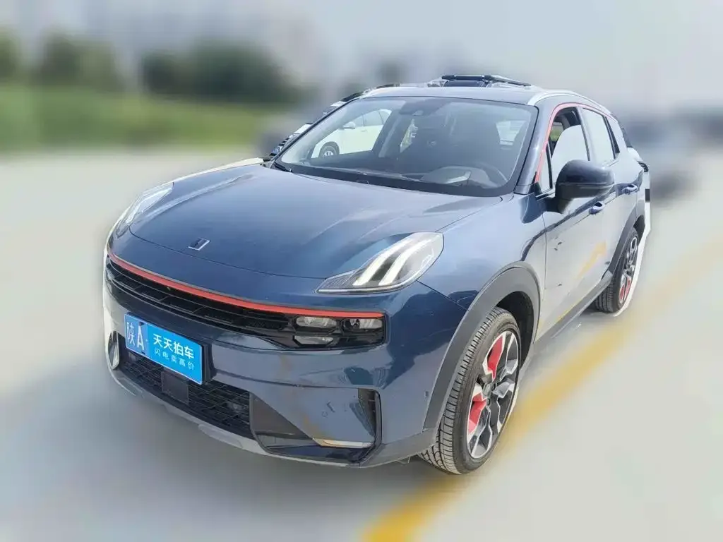 Lynk & Co 06 1.5T Halo