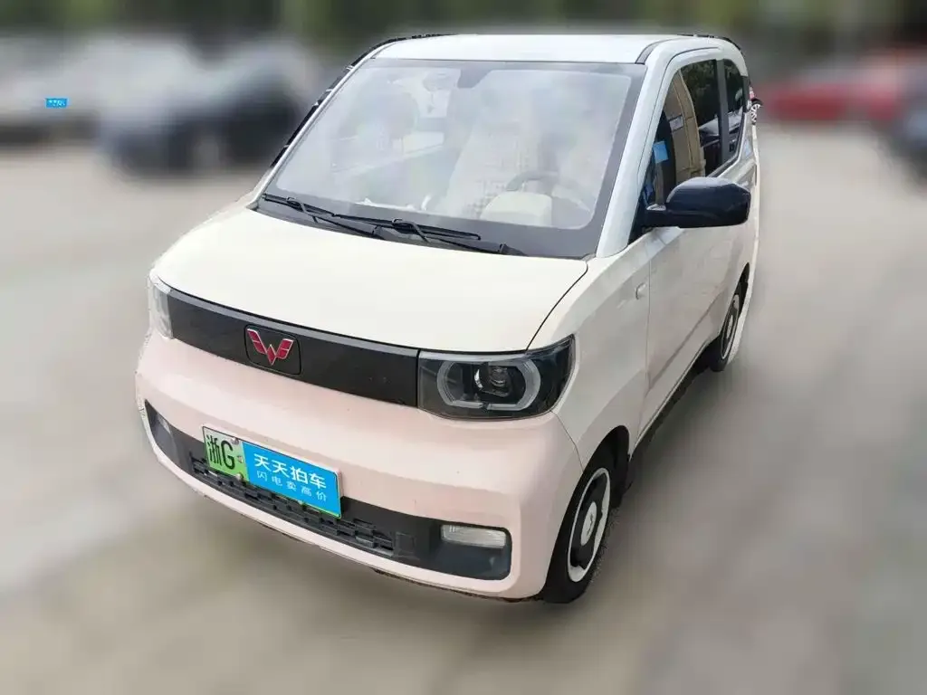 Wuling Motors Hongguang MINIEV Macaron Premium Edition LFP