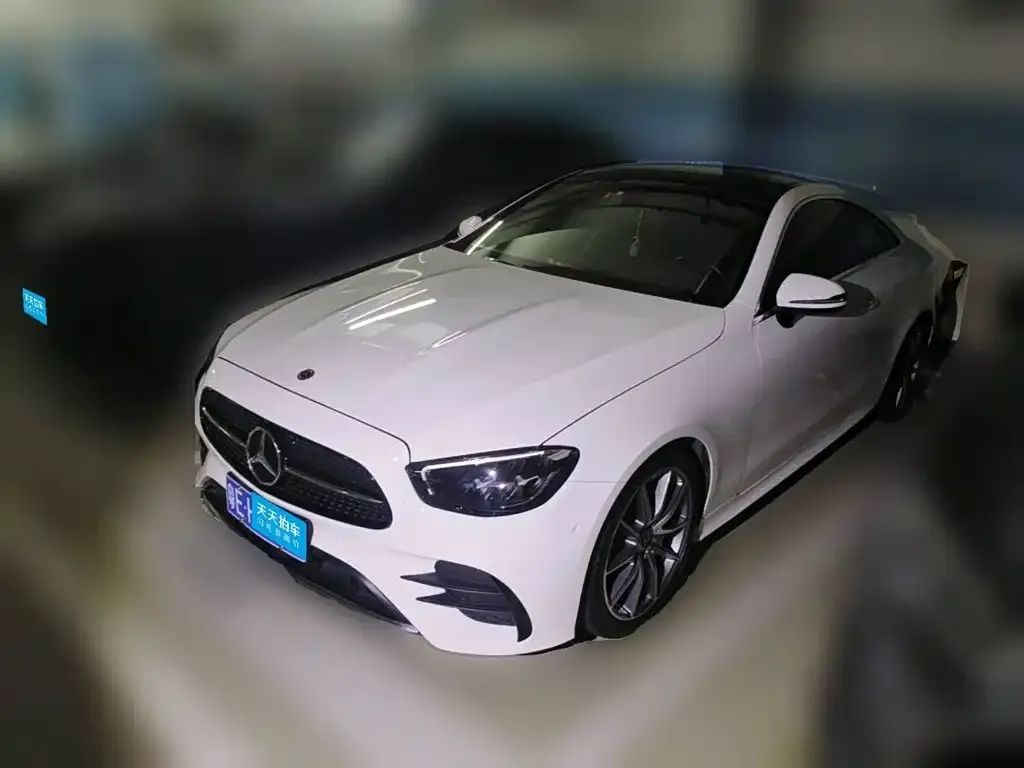 Mercedes-Benz E-Class (Import) E 260 Coupe