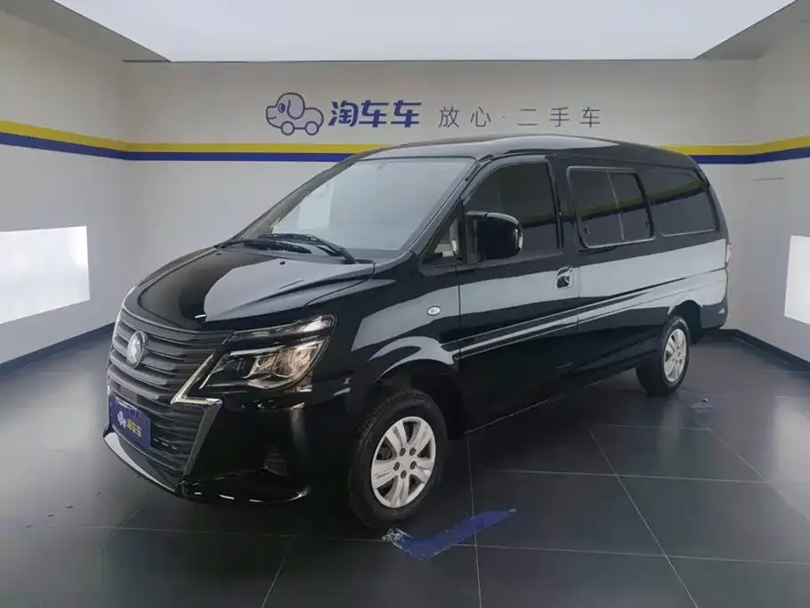 Dongfeng Fengxing Lingzhi M5L 1.6L Basic 7-seater