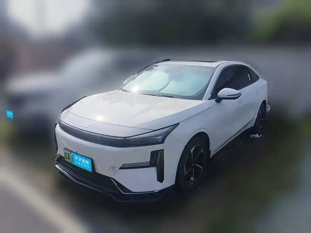 Geely Galaxy Galaxy L6 Model 125km PLUS