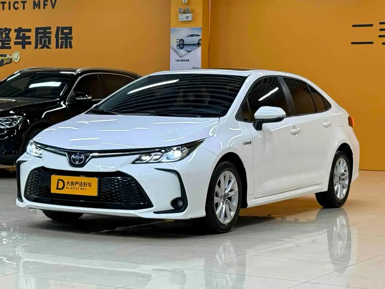 Toyota Corolla 1.8L Smart Hybrid Dual Engine