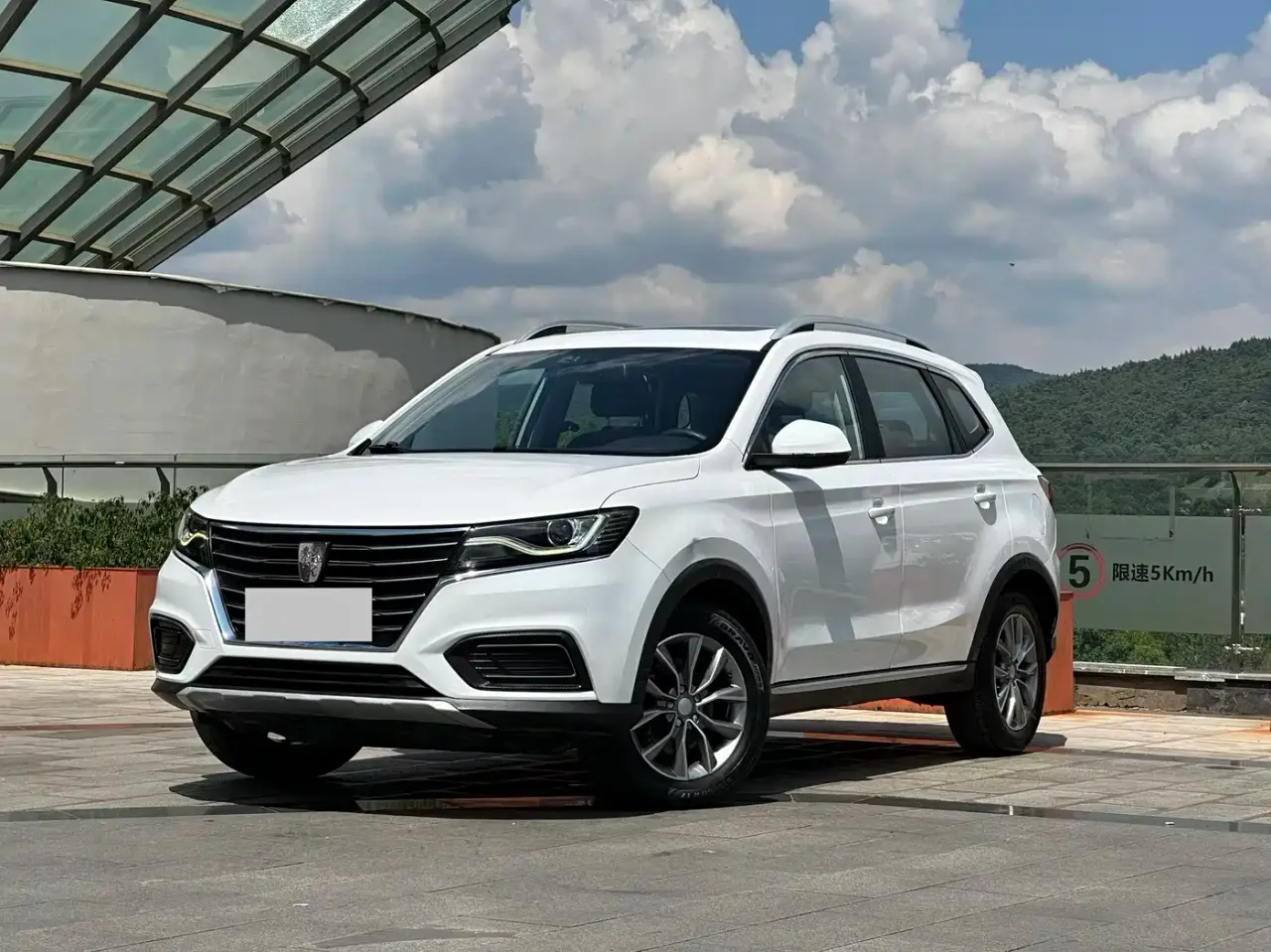 Roewe RX5 PLUS 330TGI Automatic