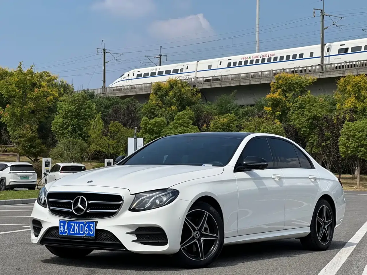 Mercedes-Benz E-Class (Import) E 260 Sport