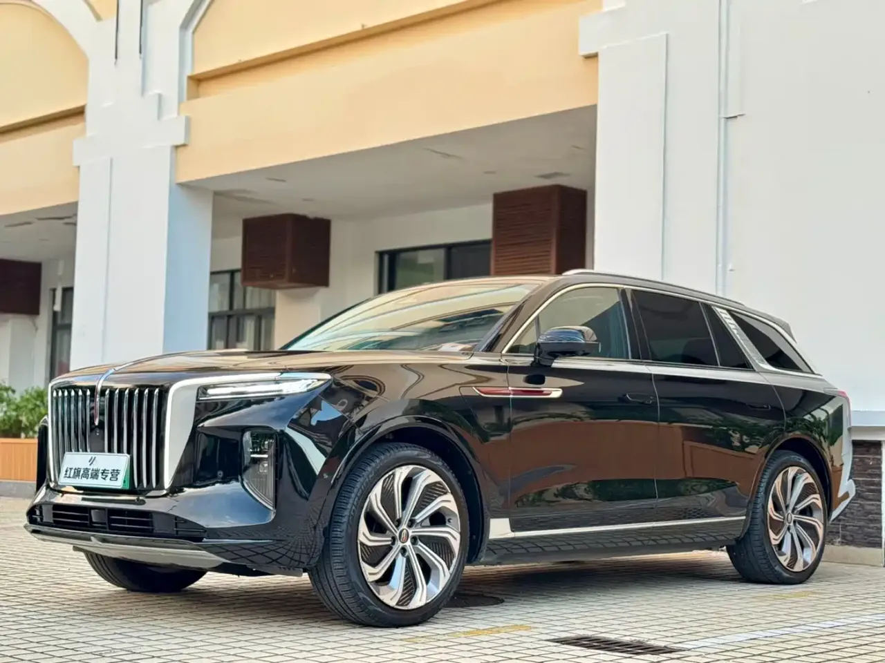 Hongqi E-HS9 510km Flagship Edition
