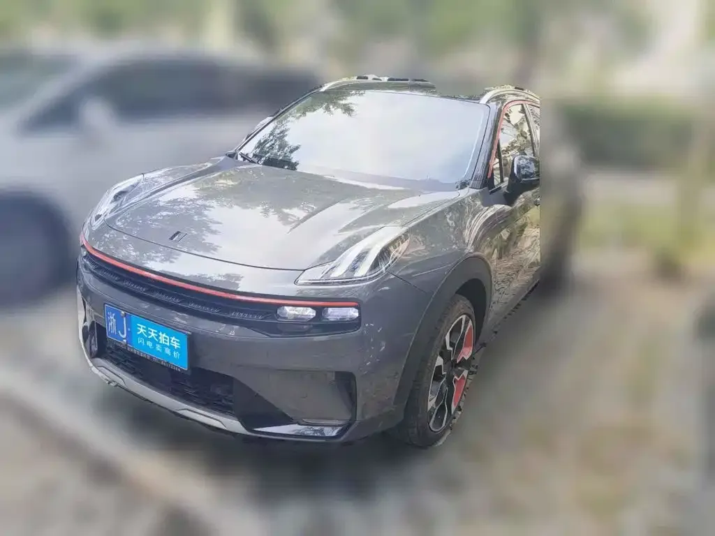 Lynk & Co 06 1.5T Halo