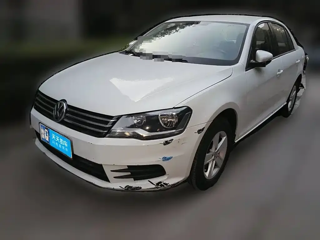 Volkswagen Bora 1.6L Manual Fashion