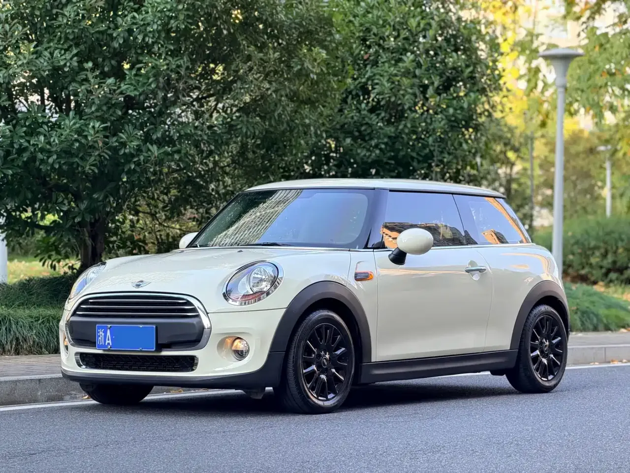 MINI MINI Model 1.2T ONE+