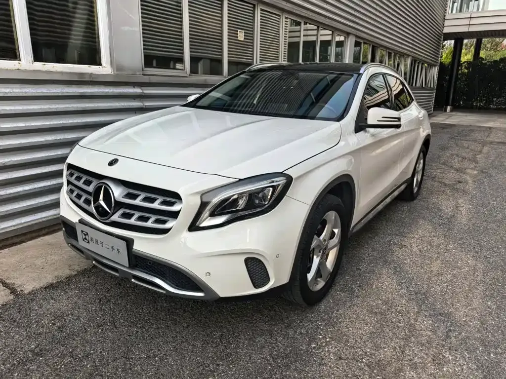 Mercedes-Benz GLA GLA 200 Dynamic