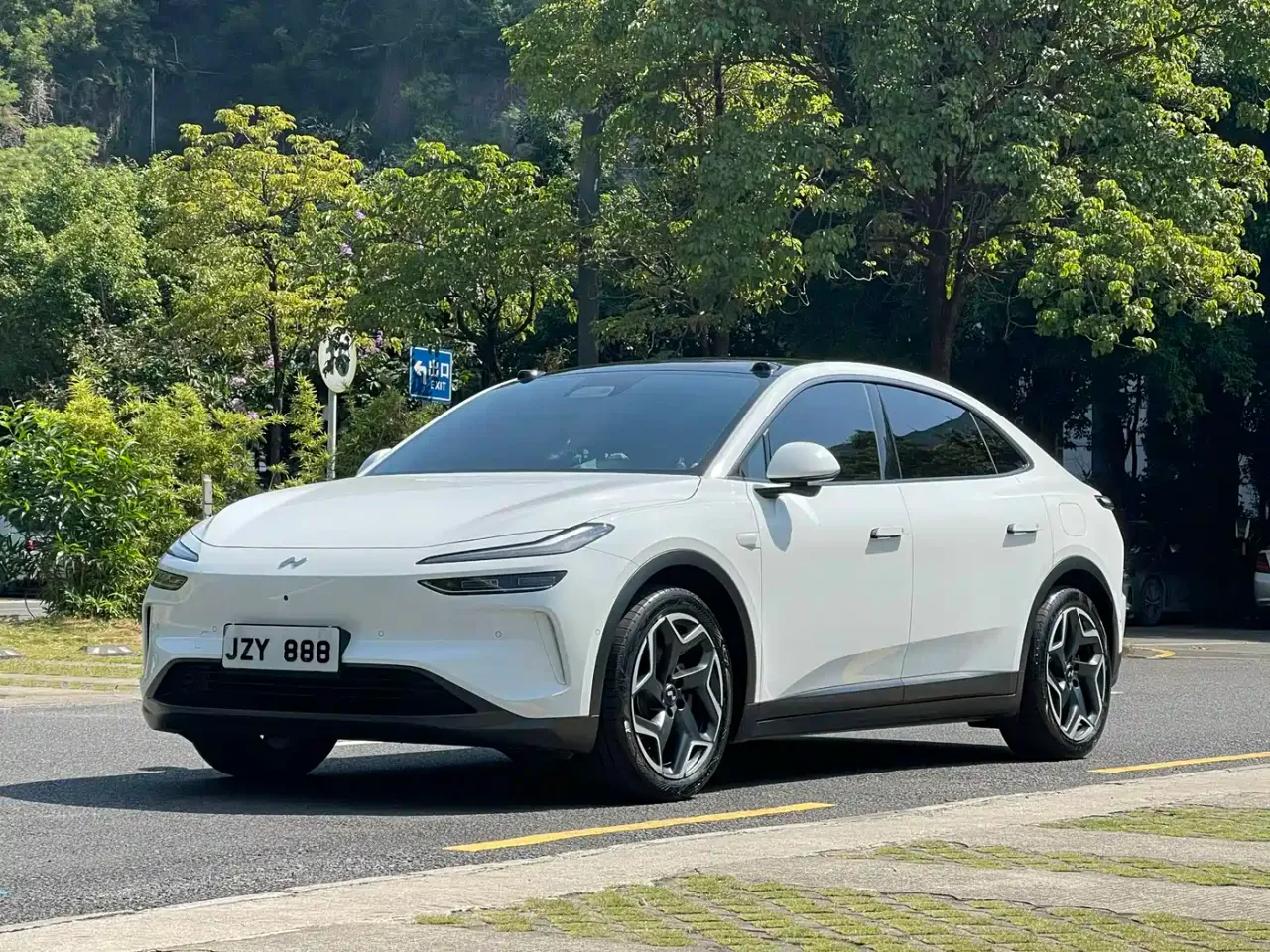 Ledao L60 60kWh AWD Version