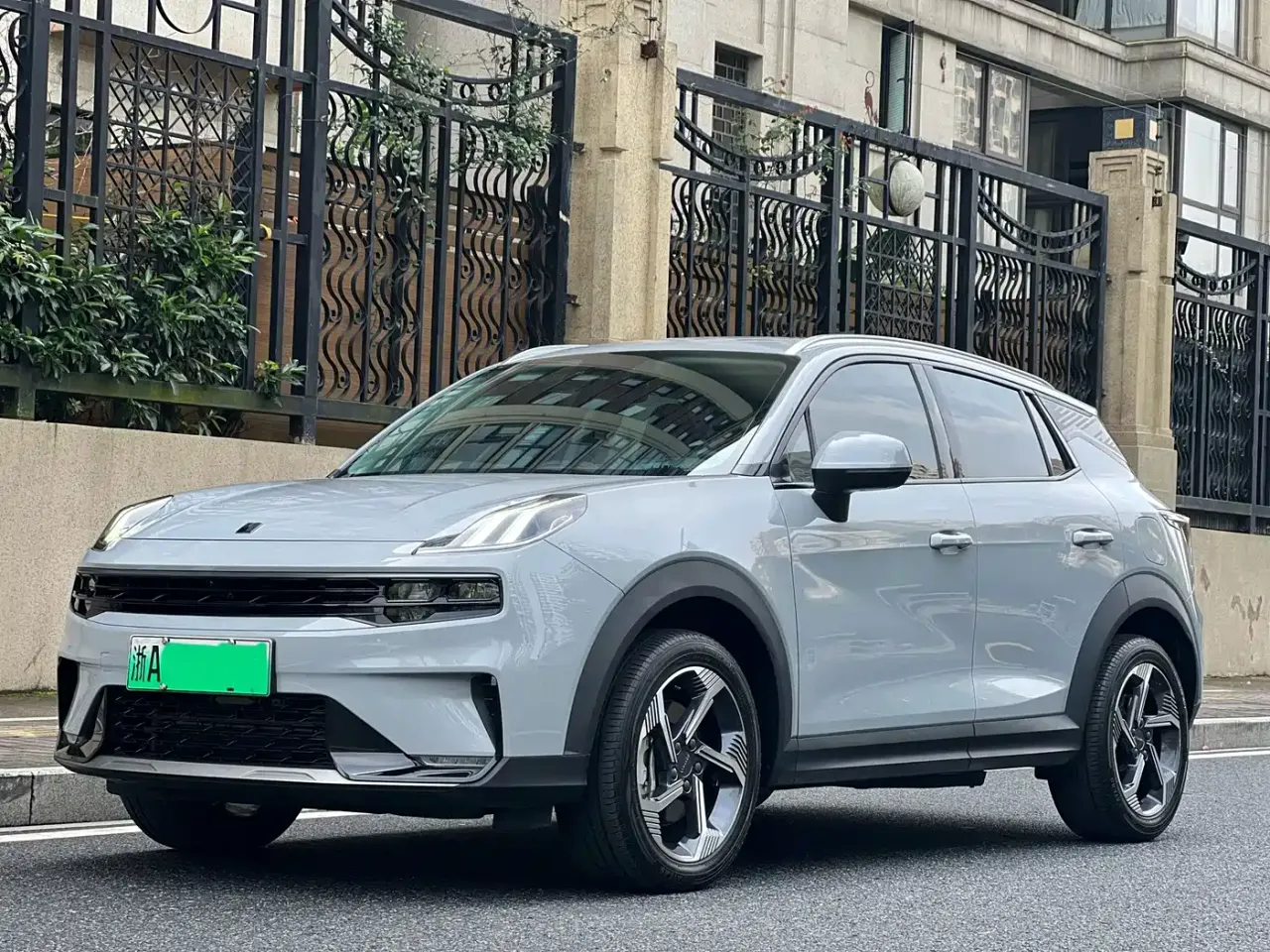 Lynk & Co 06 EM-P PHEV 84KM Range Pro