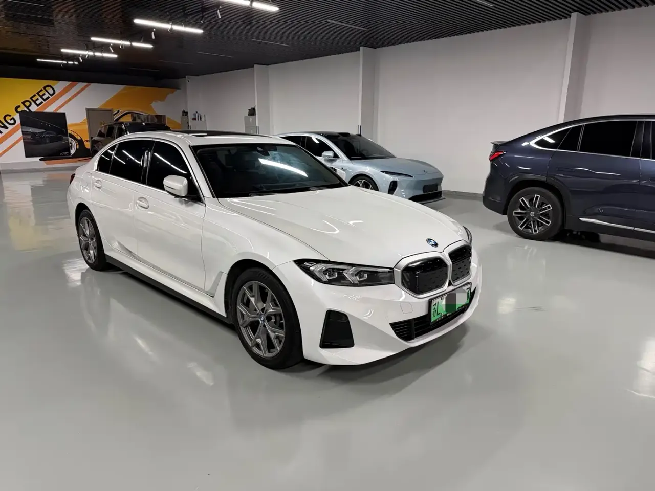 BMW i3 eDrive 35 L